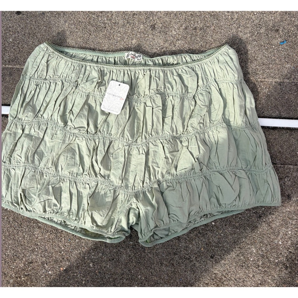 Free People Intimately Sage Green Ruffle Bloomer Shorts XL New With Tags Smocked